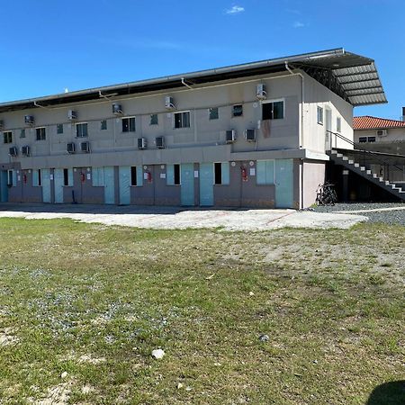 Loft E Suites Temporada Balneário Camboriú المظهر الخارجي الصورة